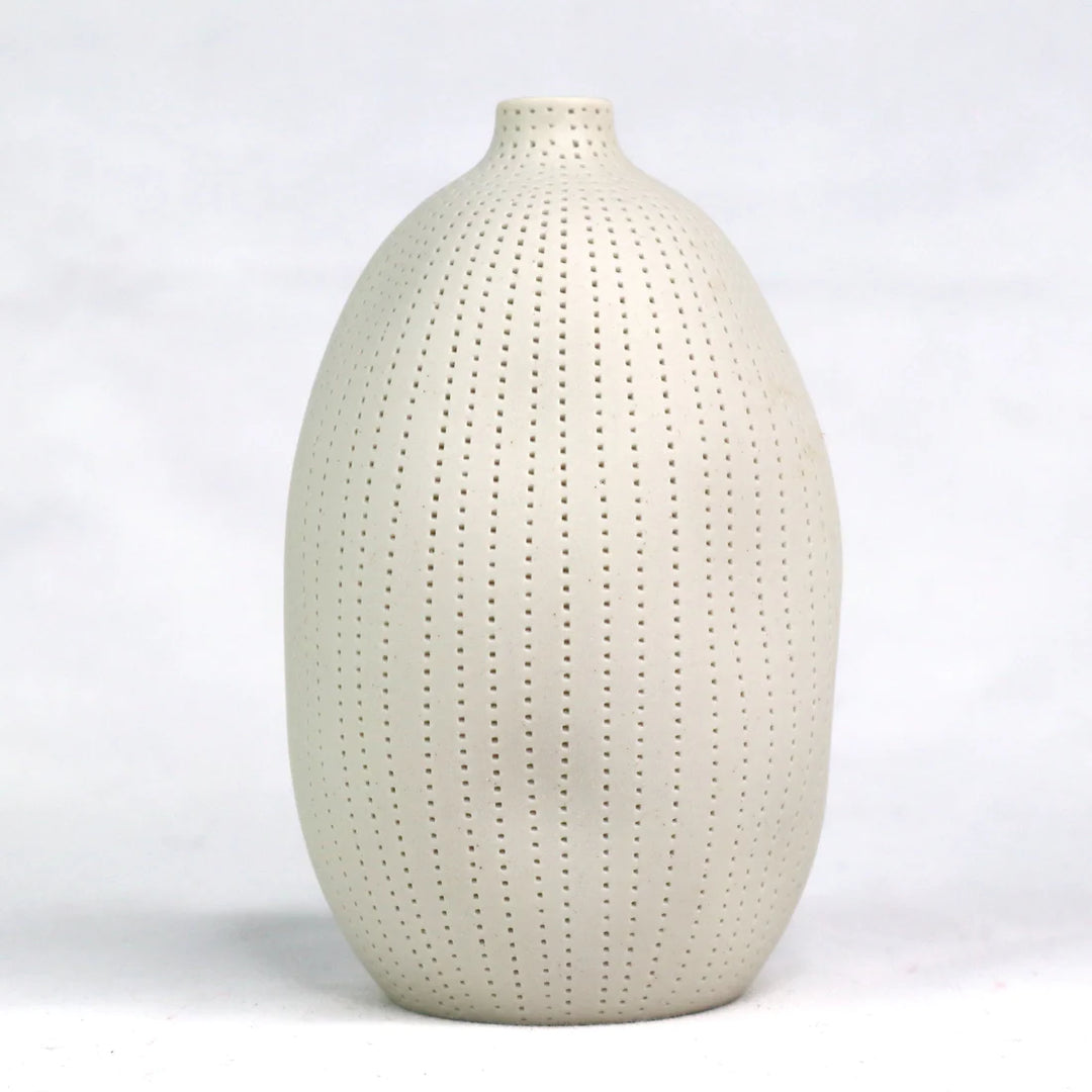 Cucumis Vase White (Medium)