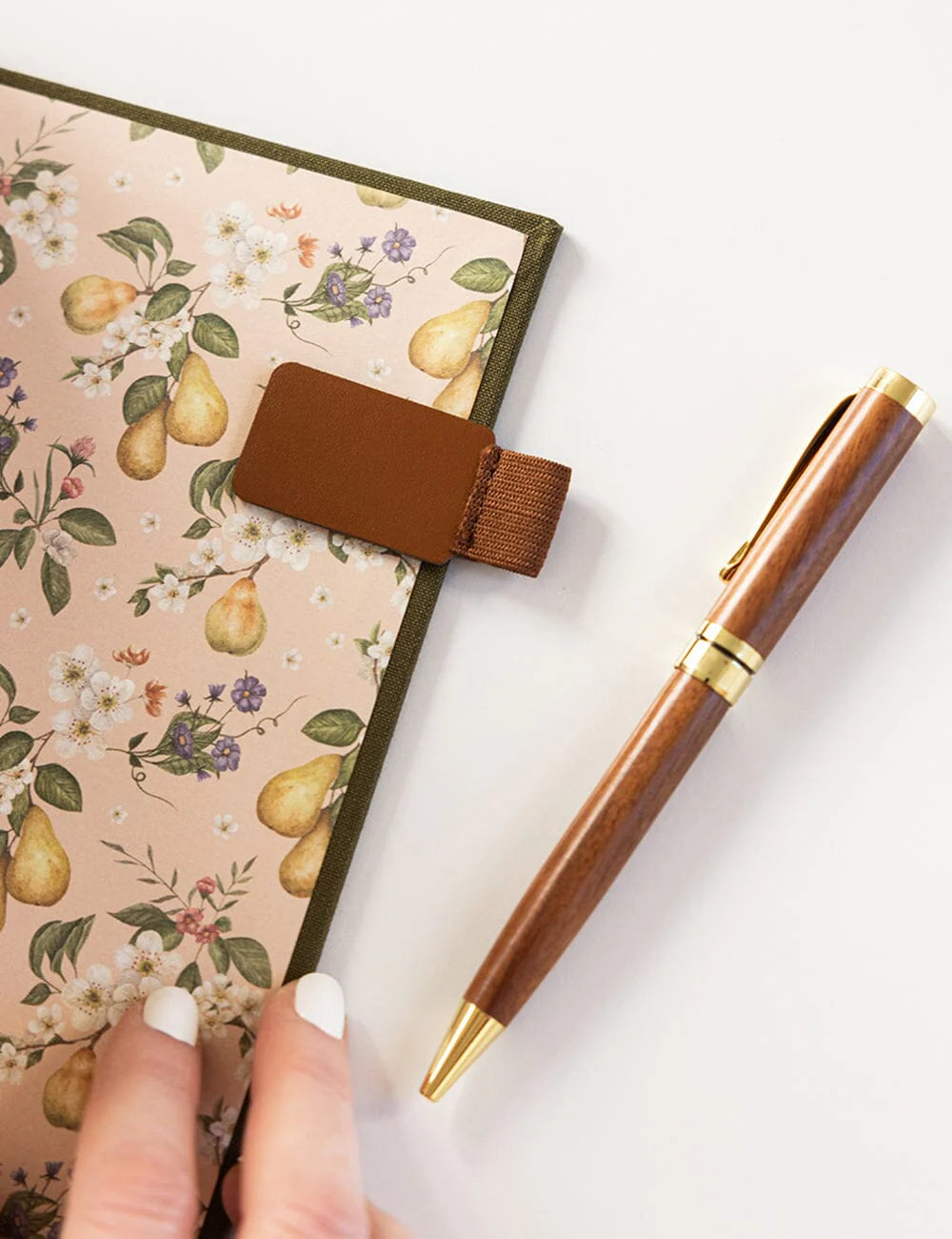 Adhesive Rectangle Pen Loop