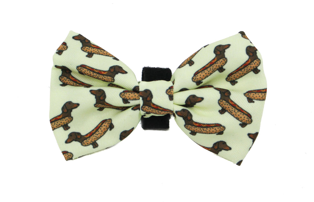 Weiner Dogs: Bow Tie