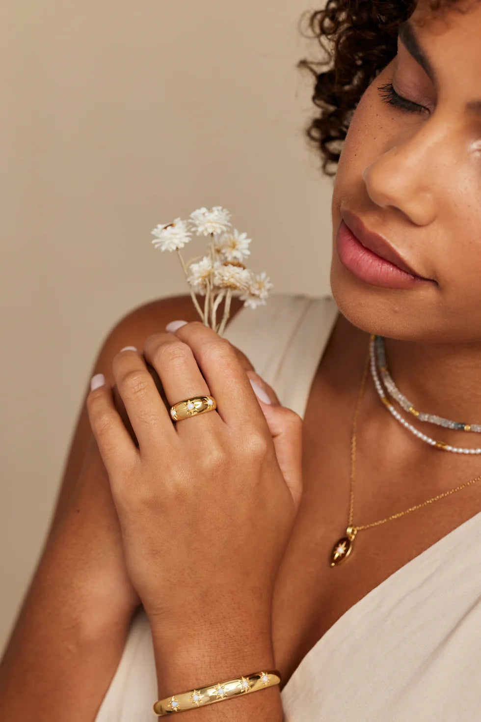 Alina Opal Gold Band