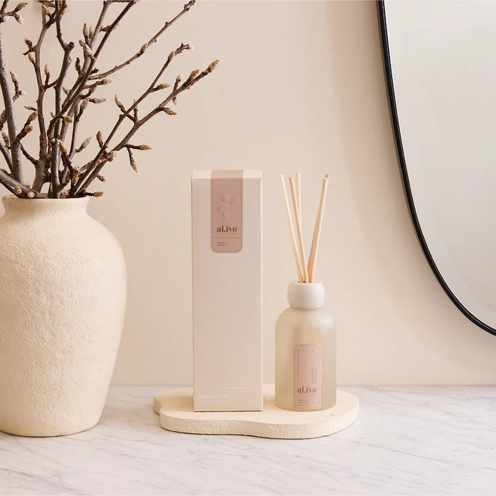 Reed Diffuser - Apricot & Sweet Fig