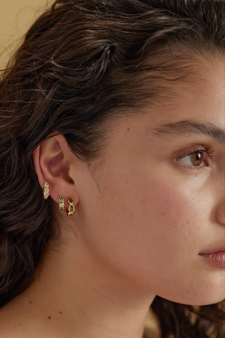 Maya Apatite Gold Huggies