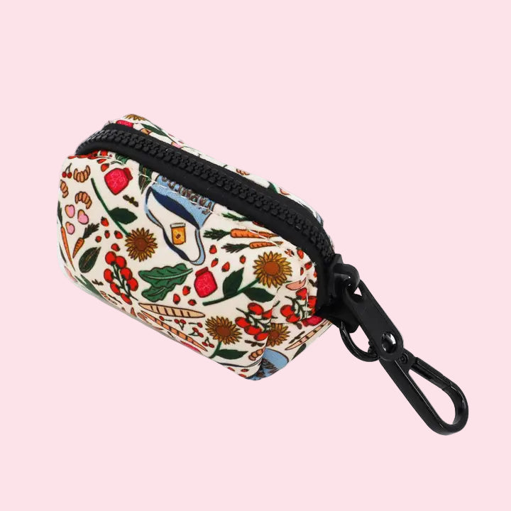Farmers Market: Poop Bag Holder