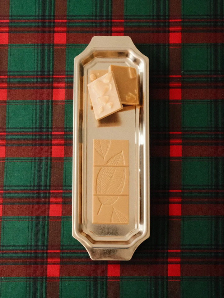 Peanut Pavlova | White Chocolate