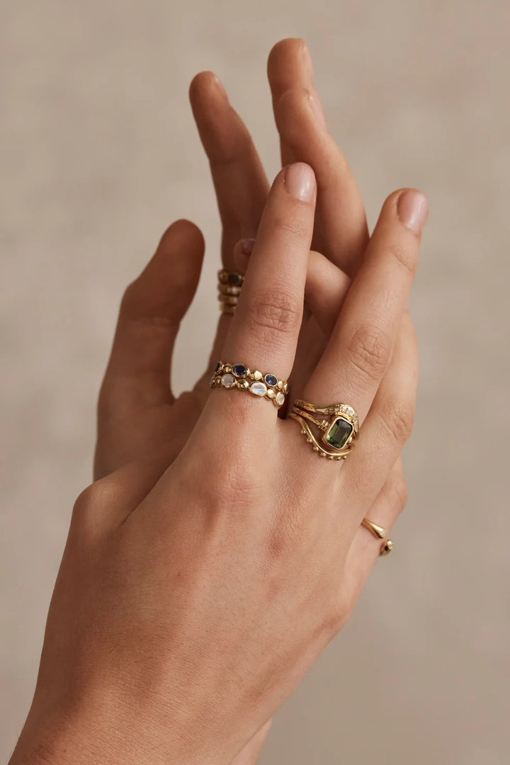 Pebble Moonstone Gold Stacker
