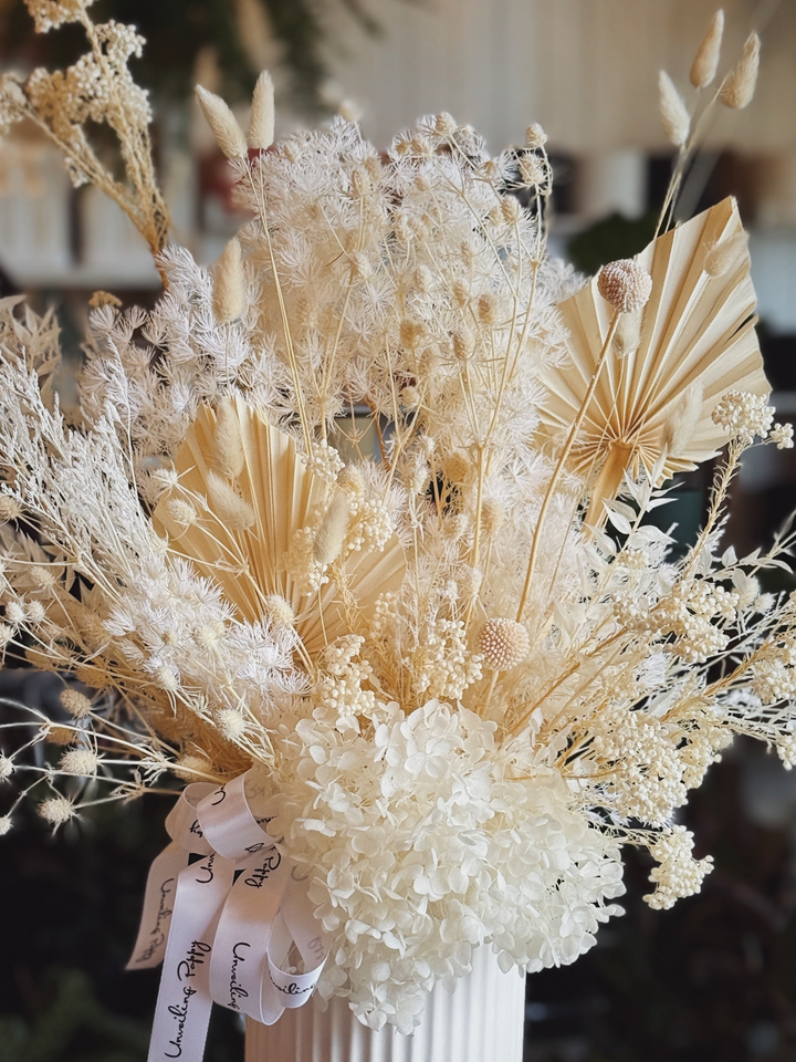 "Purest Dream" Dried Flower Arrangement