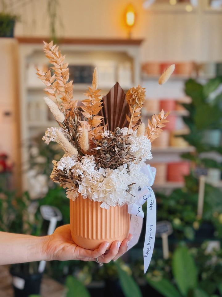 "So Cali" Dried Flower Arrangement