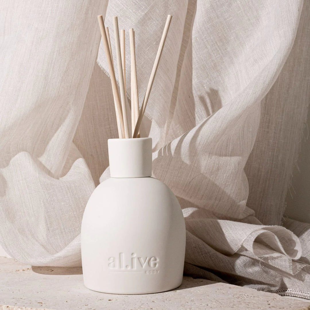 Sweet Dewberry & Clove Diffuser