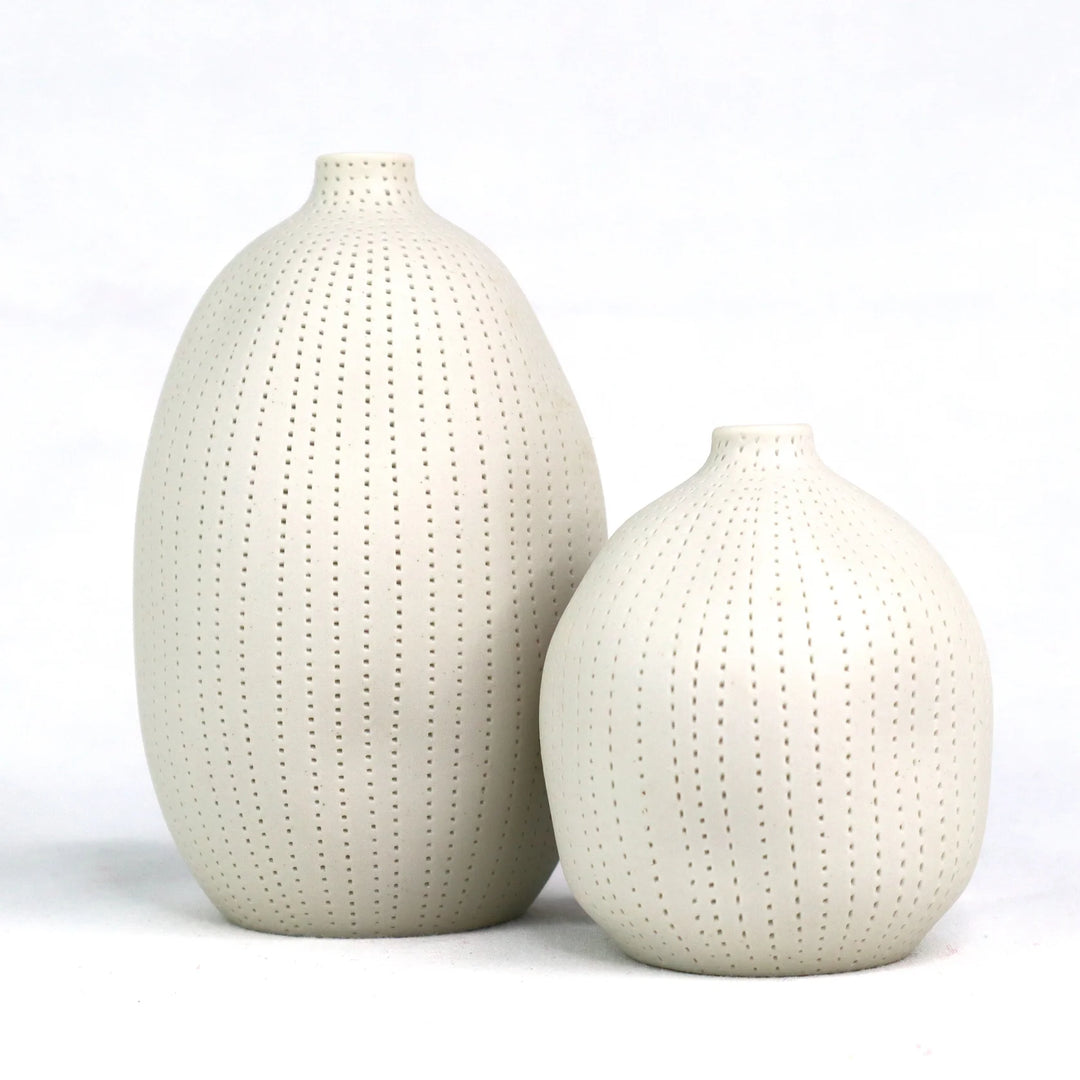 Cucumis Vase White (Small)