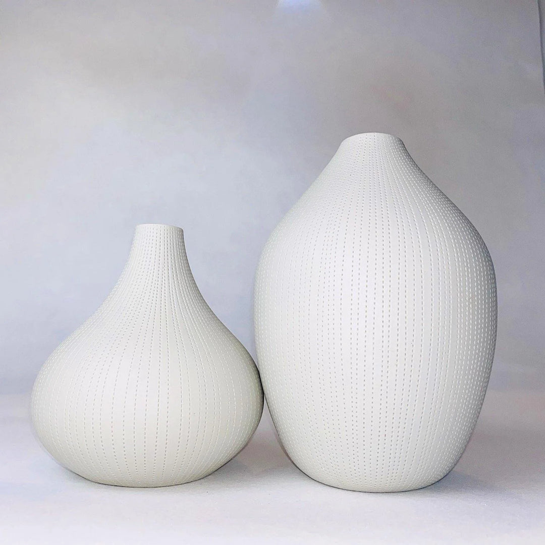 Myrtea Vase