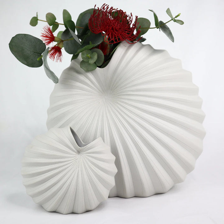 Spiral Vase Chalk Etch (Medium)